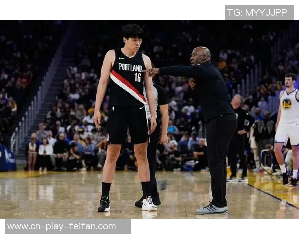 比卢普斯赞杨瀚森如火箭般爆发的表现引发关注与讨论